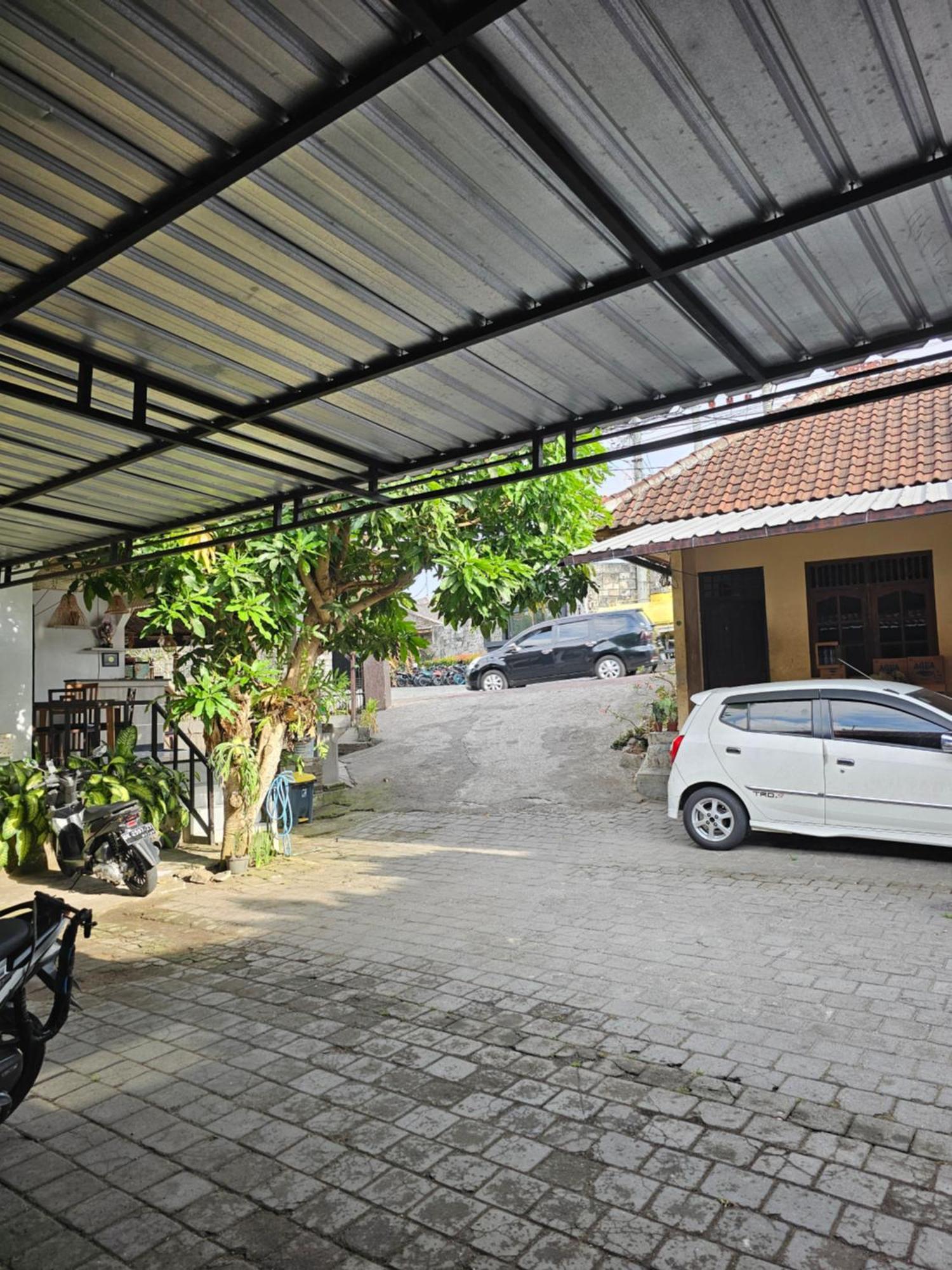 Padang-Padang Sari Homestay Uluwatu  Bilik gambar