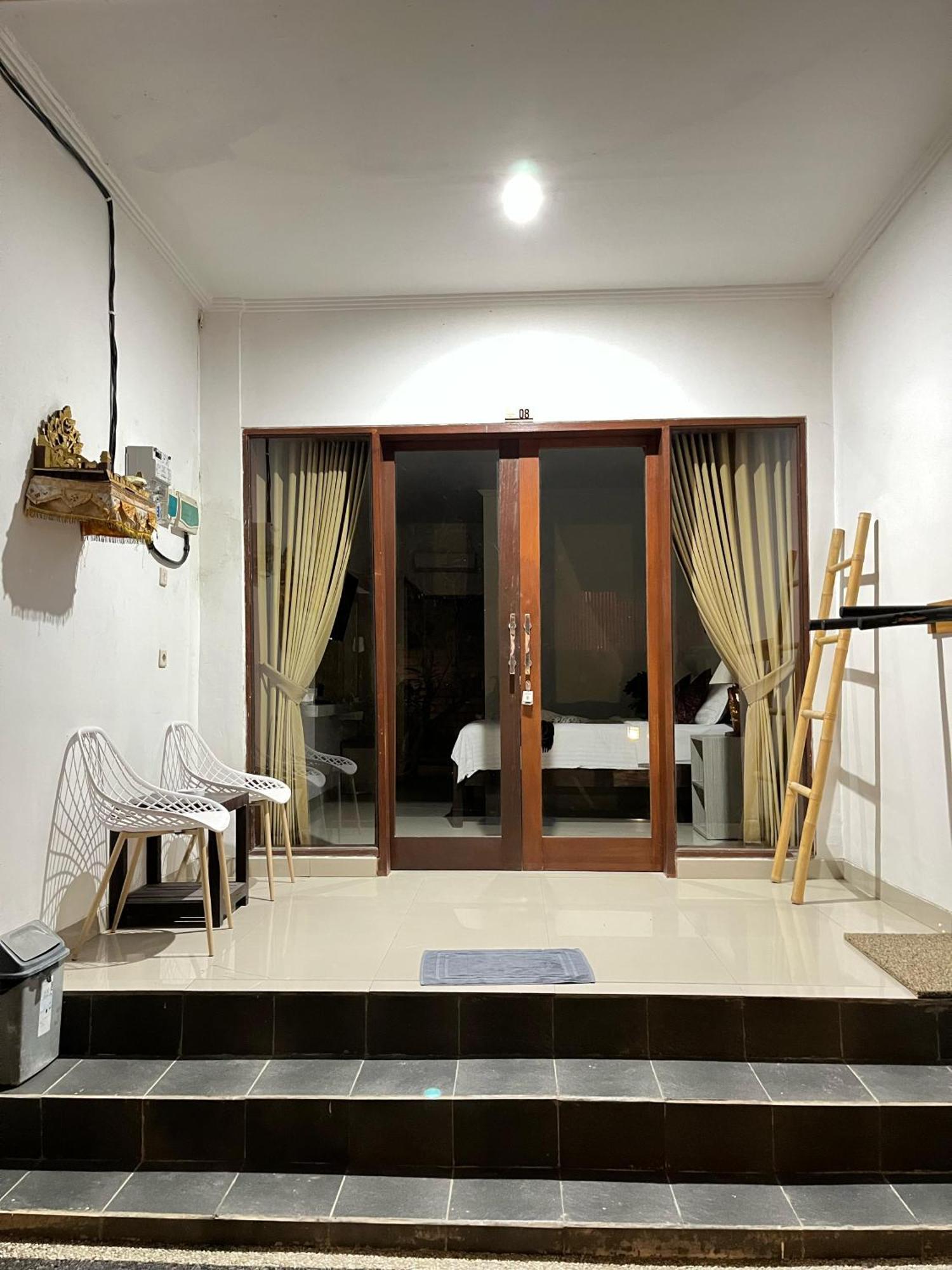 Padang-Padang Sari Homestay Uluwatu  Bilik gambar